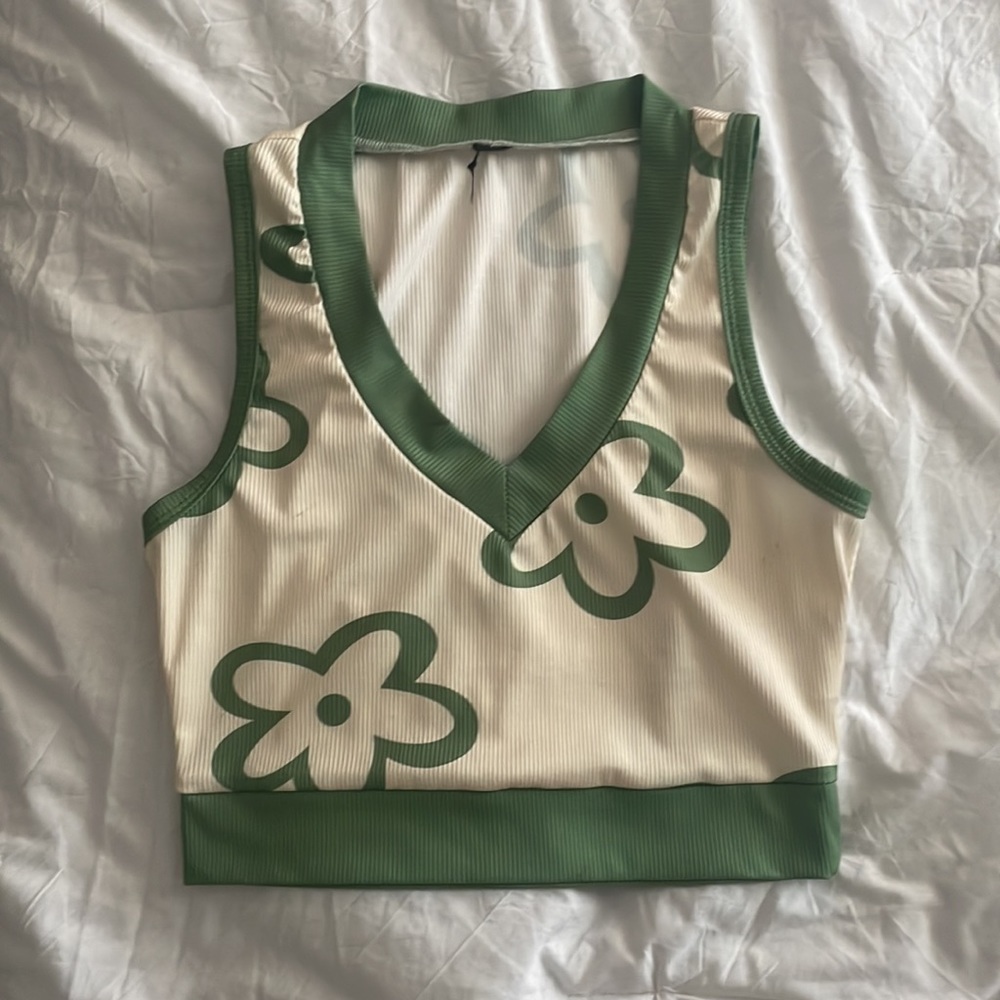 3 basic tops - Picture 2 of 7